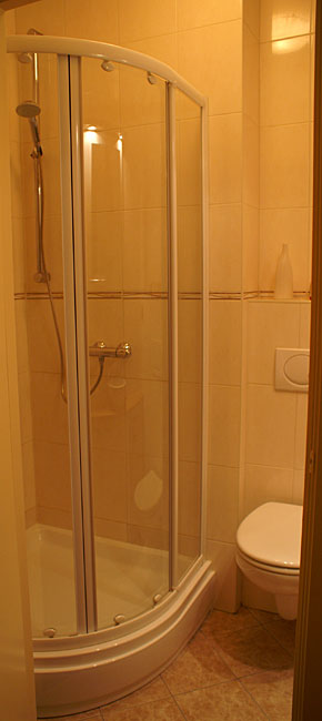 bathroom1